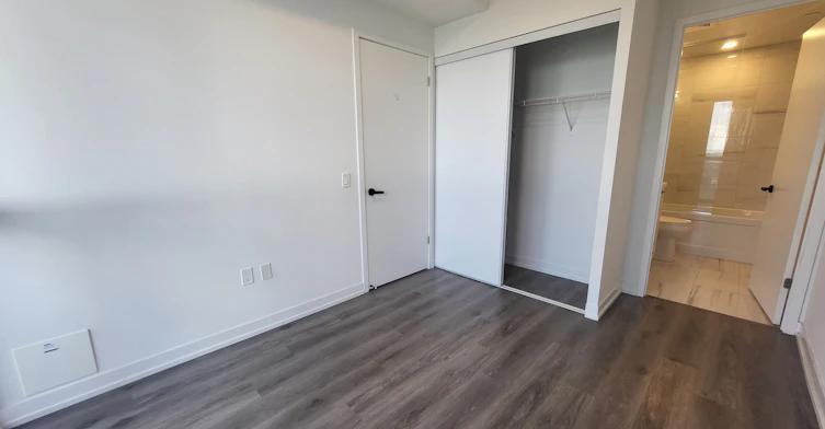808-225 Commerce Street, Vaughan, ON, L4K 0R1 - 8