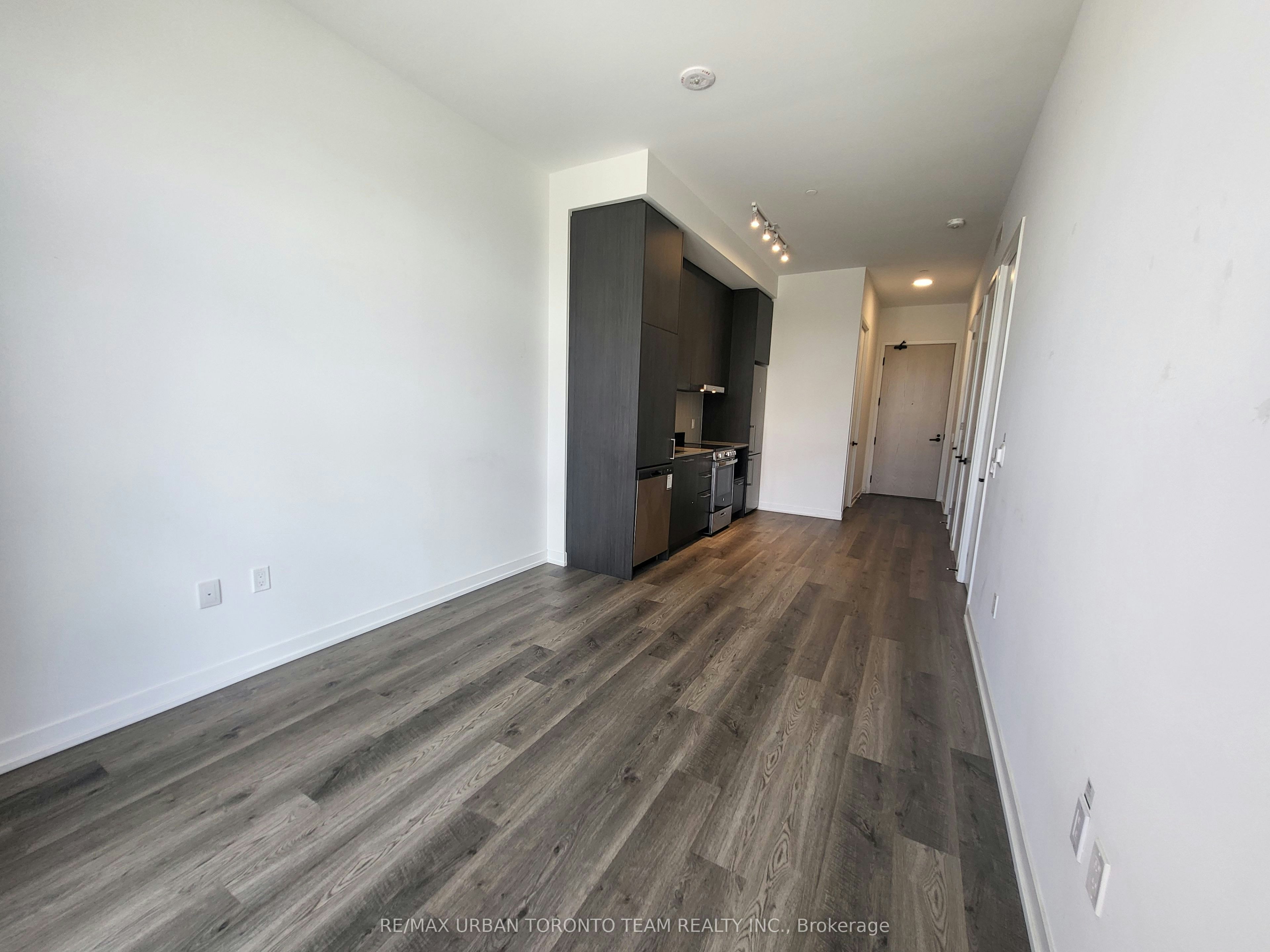 111-195 Commerce Street, Vaughan, ON, L4K 0P9 - 5