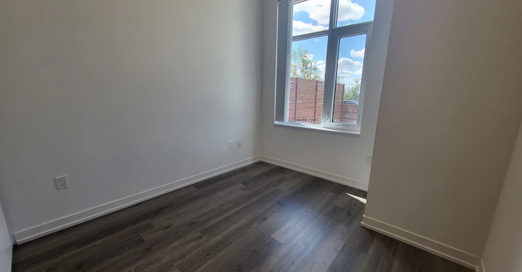 111-195 Commerce Street, Vaughan, ON, L4K 0P9 - 8