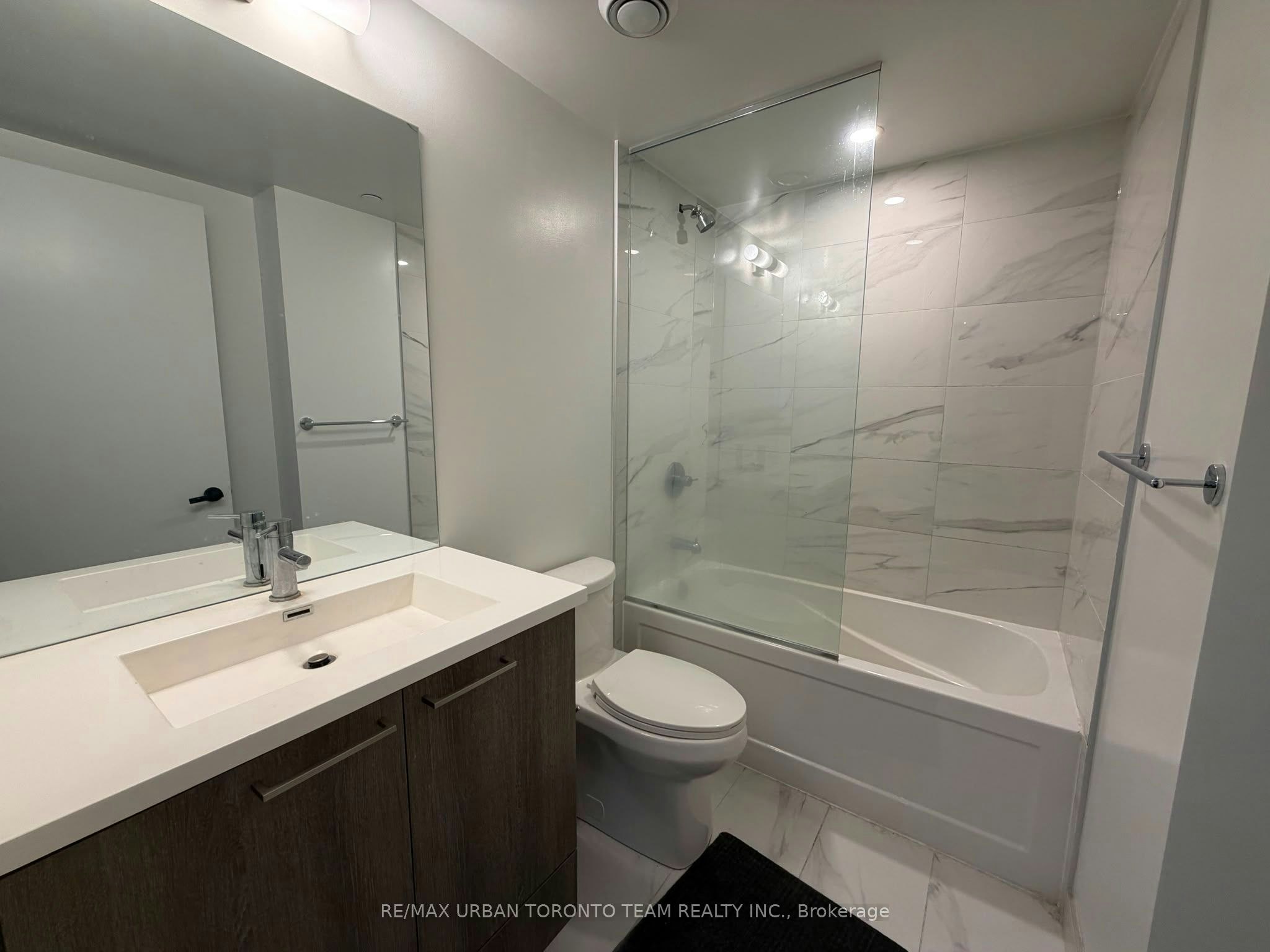 301-195 Commerce Street, Vaughan, ON, L4K 0P9 - 8