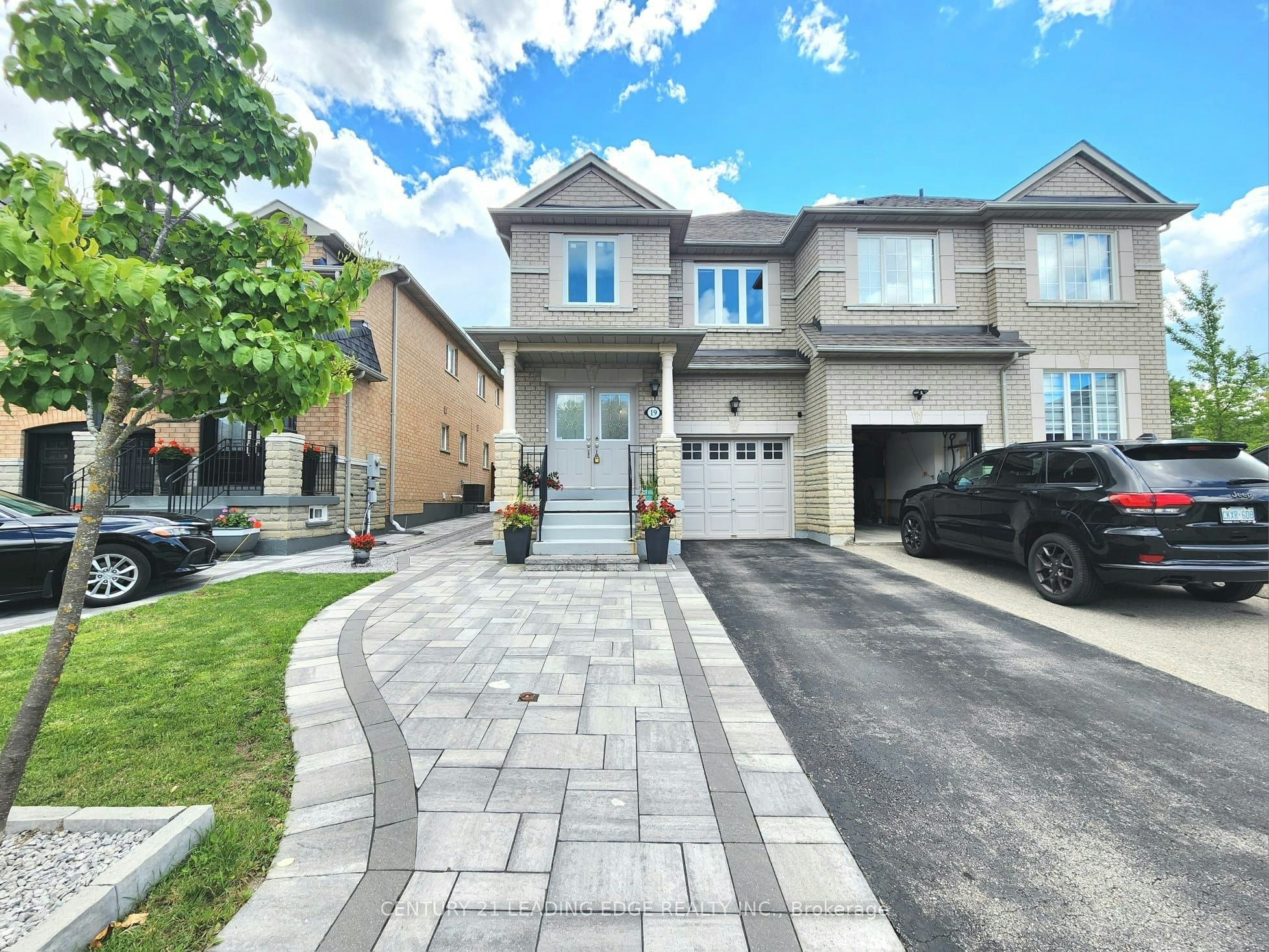 19 Kingly Crest Way, Vaughan, ON, L4H 1M8