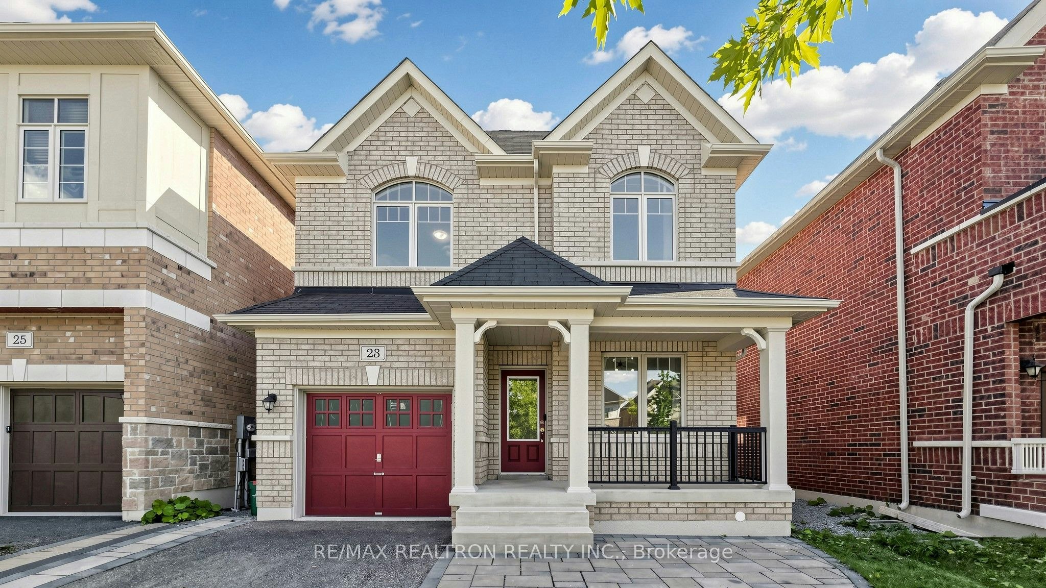 23 Foxberry Road, East Gwillimbury, ON, L9N 0P6