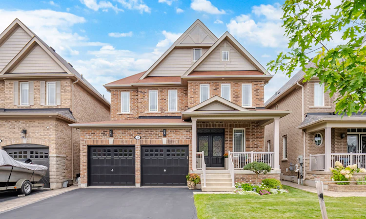 24 Gunning Crescent E
