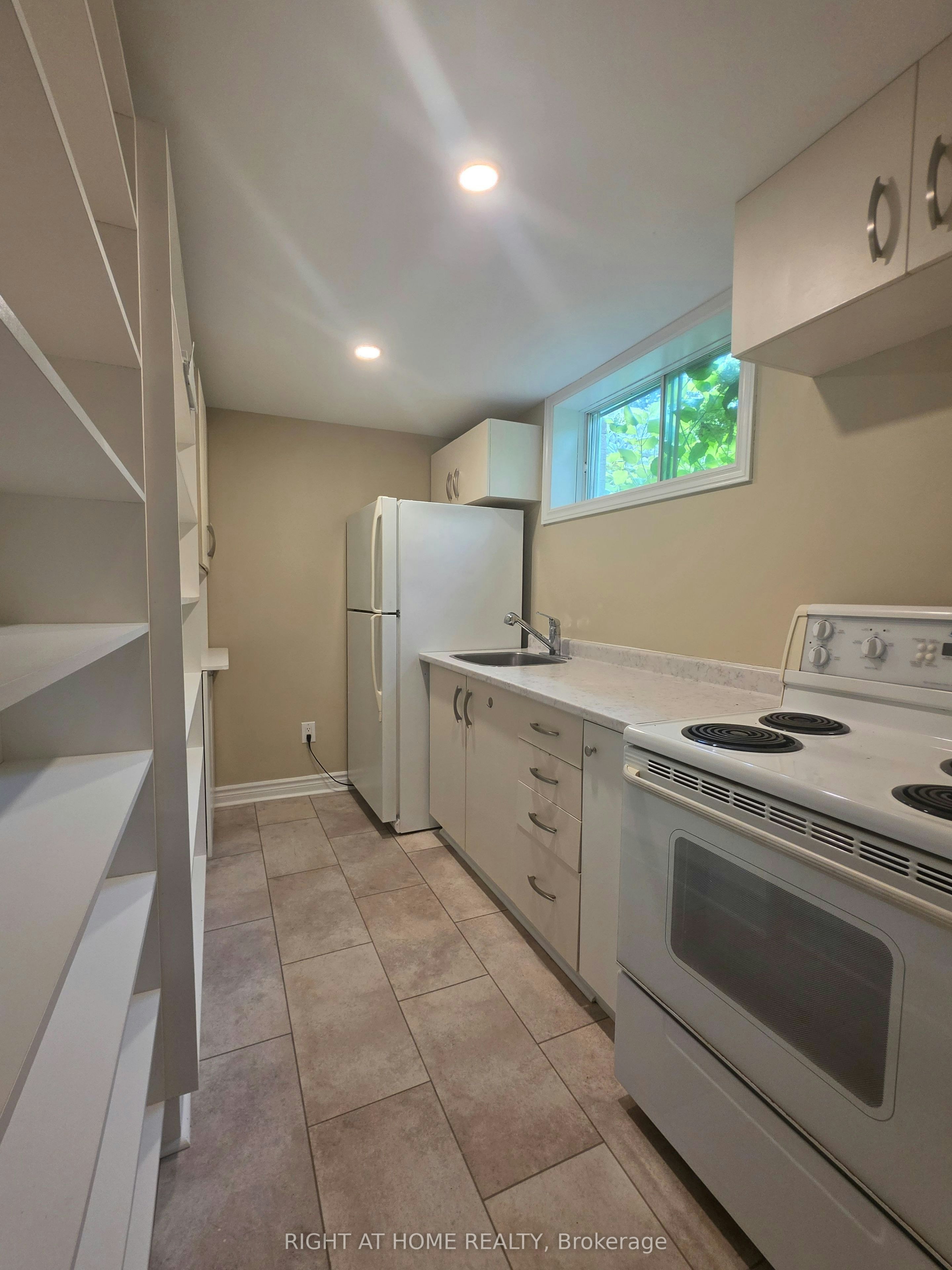 250 Hemlock Drive, Whitchurch-Stouffville, ON, L4A 5A5 - 5