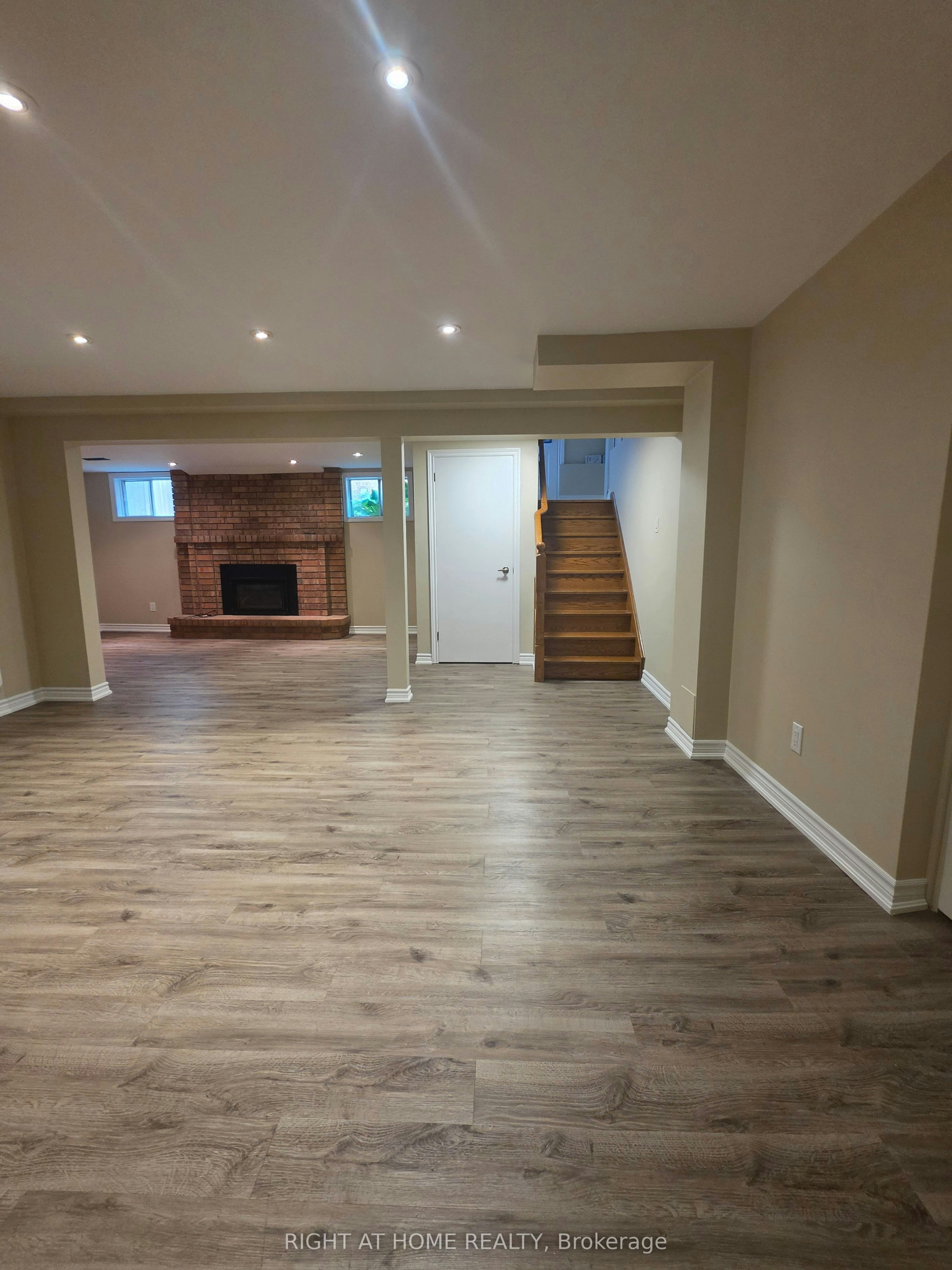 250 Hemlock Drive, Whitchurch-Stouffville, ON, L4A 5A5 - 8
