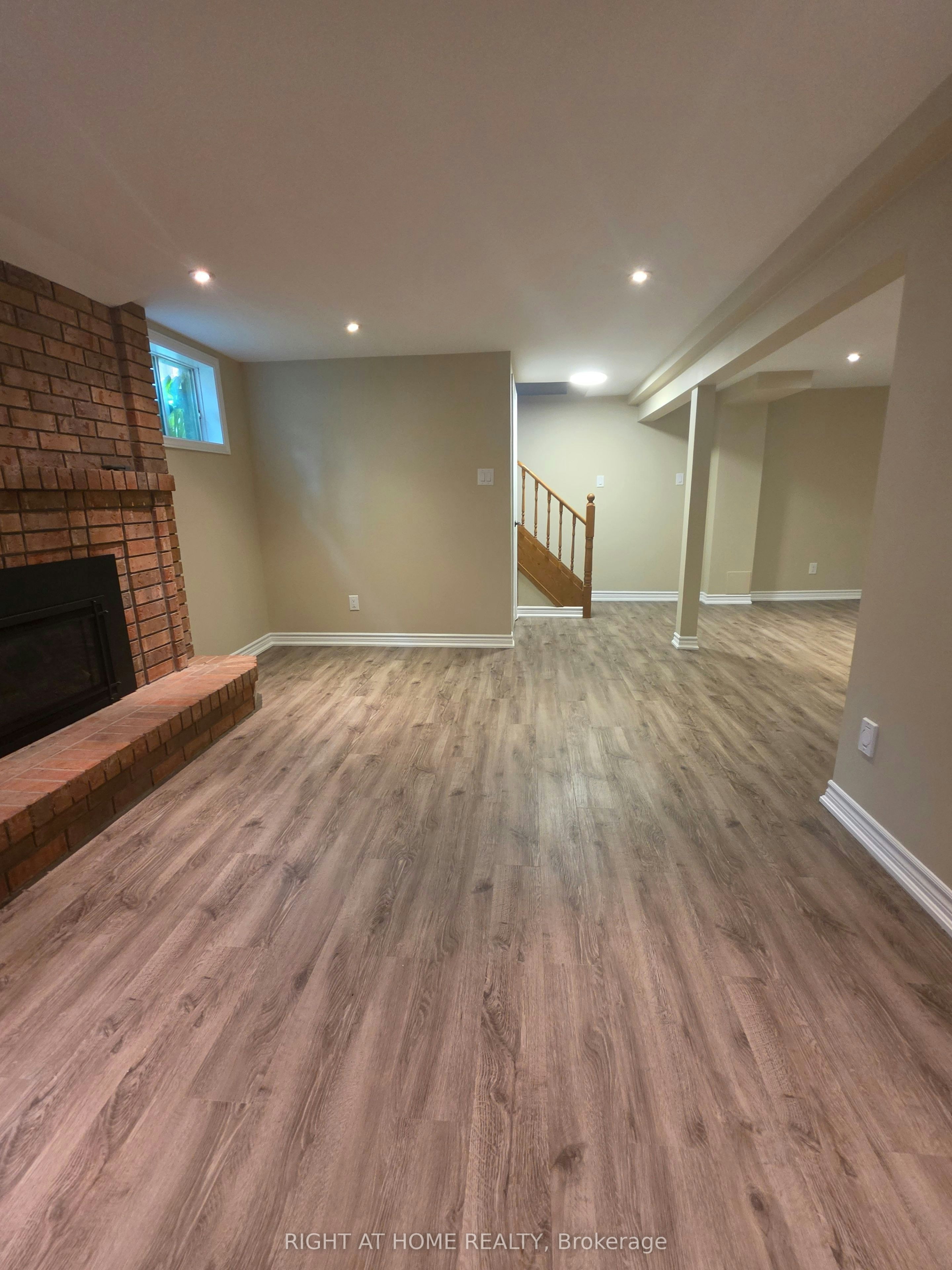 250 Hemlock Drive, Whitchurch-Stouffville, ON, L4A 5A5 - 3