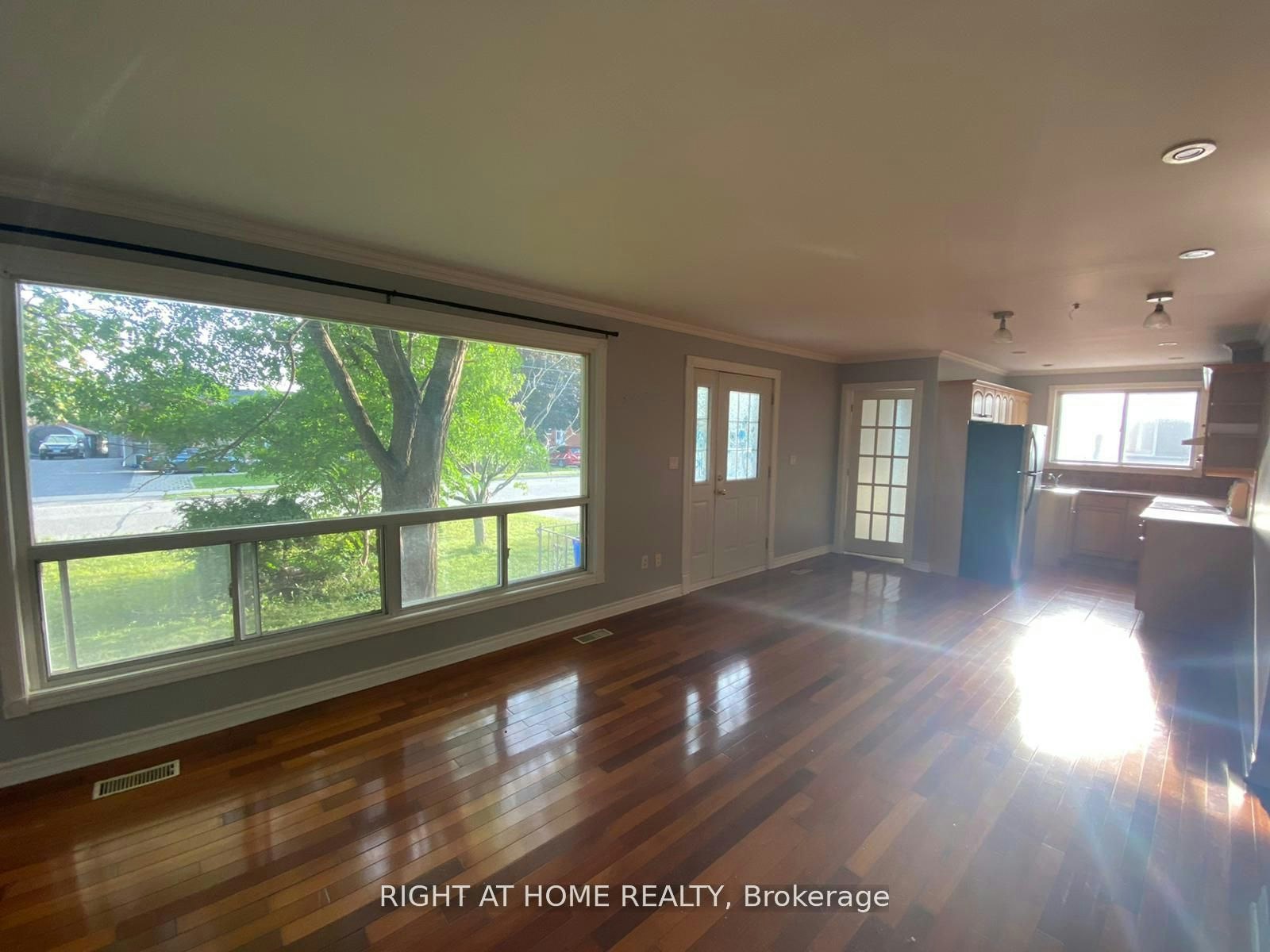 Main Floor-413 Fernleigh Circle S, Richmond Hill, ON, L4C 1E7 - 4