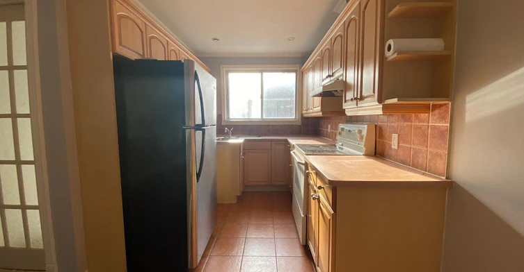 Main Floor-413 Fernleigh Circle S, Richmond Hill, ON, L4C 1E7 - 3