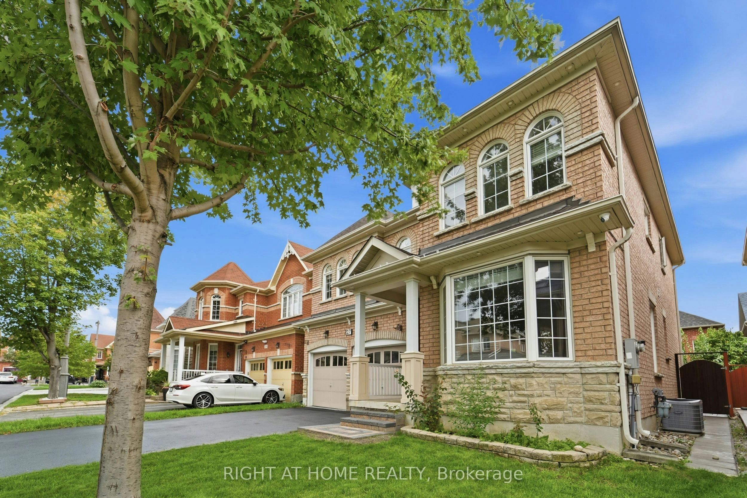 27 Hawkweed Manor, Markham, ON, L6B 0E3 - 2