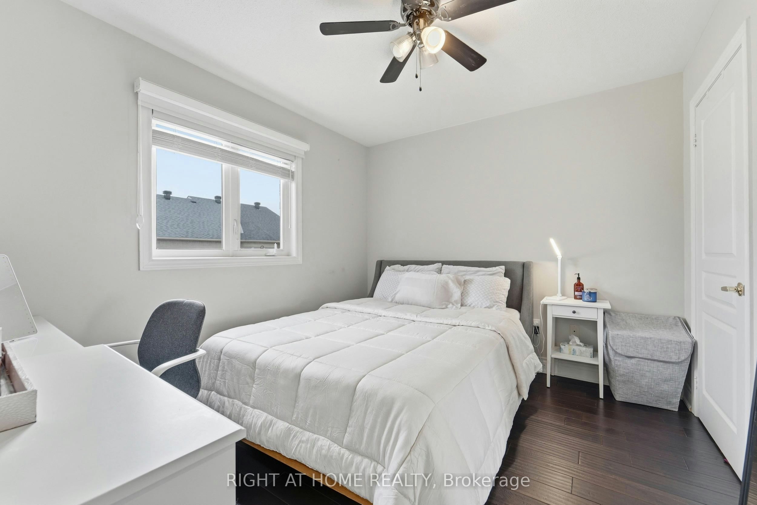 27 Hawkweed Manor, Markham, ON, L6B 0E3 - 27