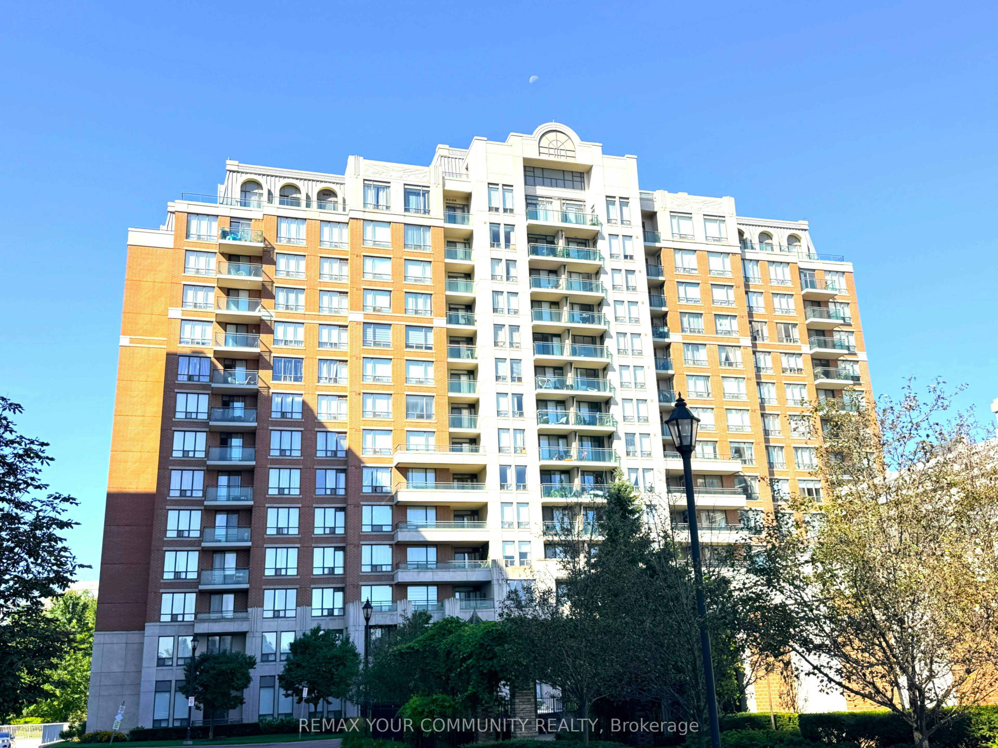 311-330 Red Maple Road, Richmond Hill, ON, L4C 0T6