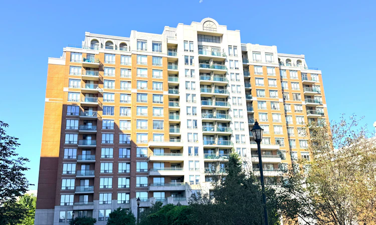 311-330 Red Maple Road