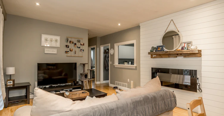 1-22 Centre Street, Bradford West Gwillimbury, ON, L3Z 2P7 - 5