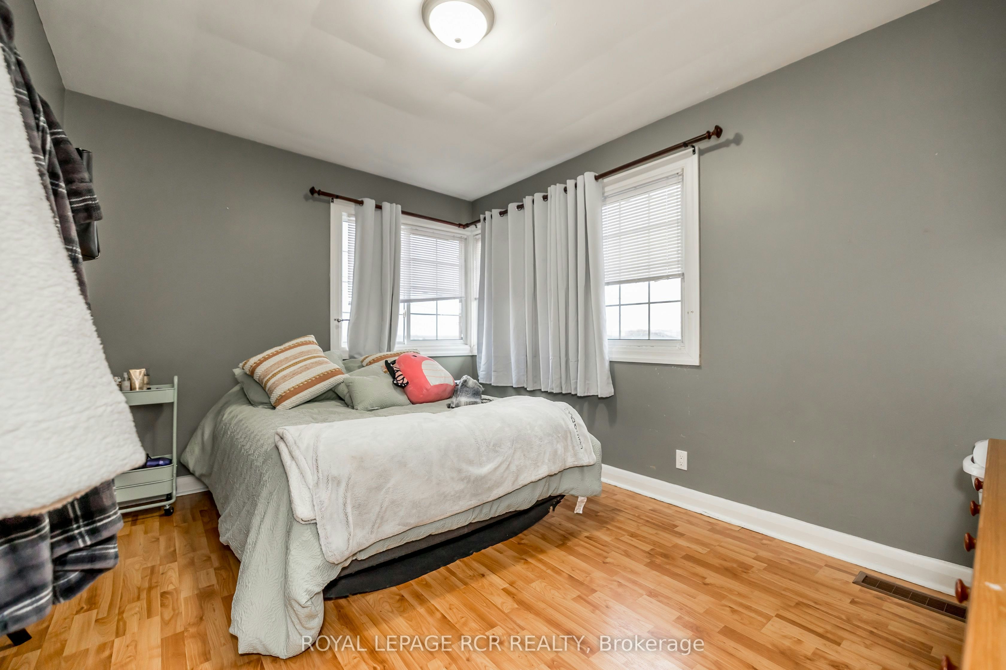 1-22 Centre Street, Bradford West Gwillimbury, ON, L3Z 2P7 - 9