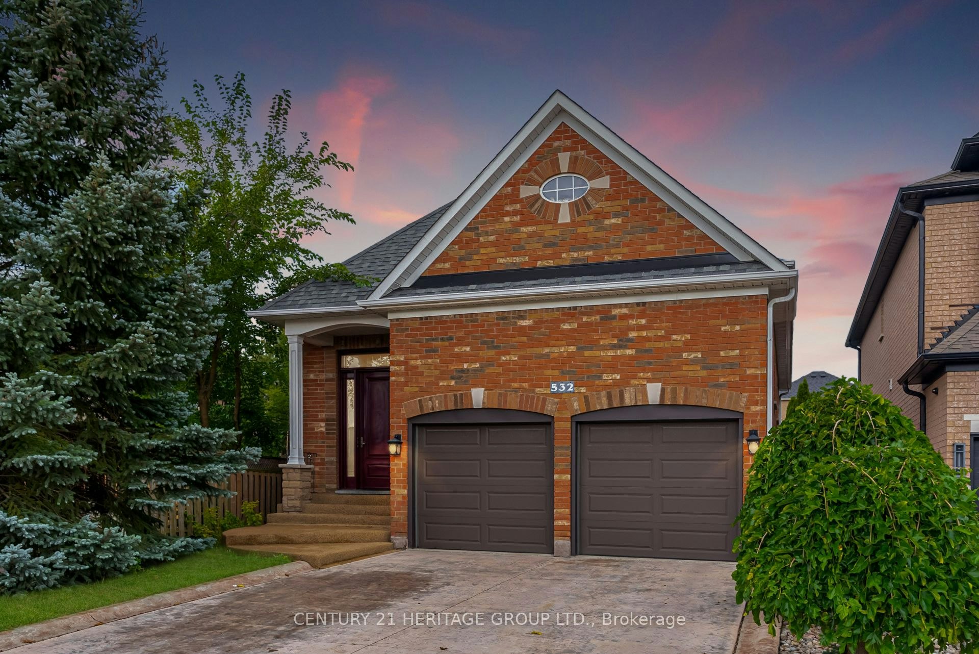 532 Melville Avenue, Vaughan, ON, L6A 2M1