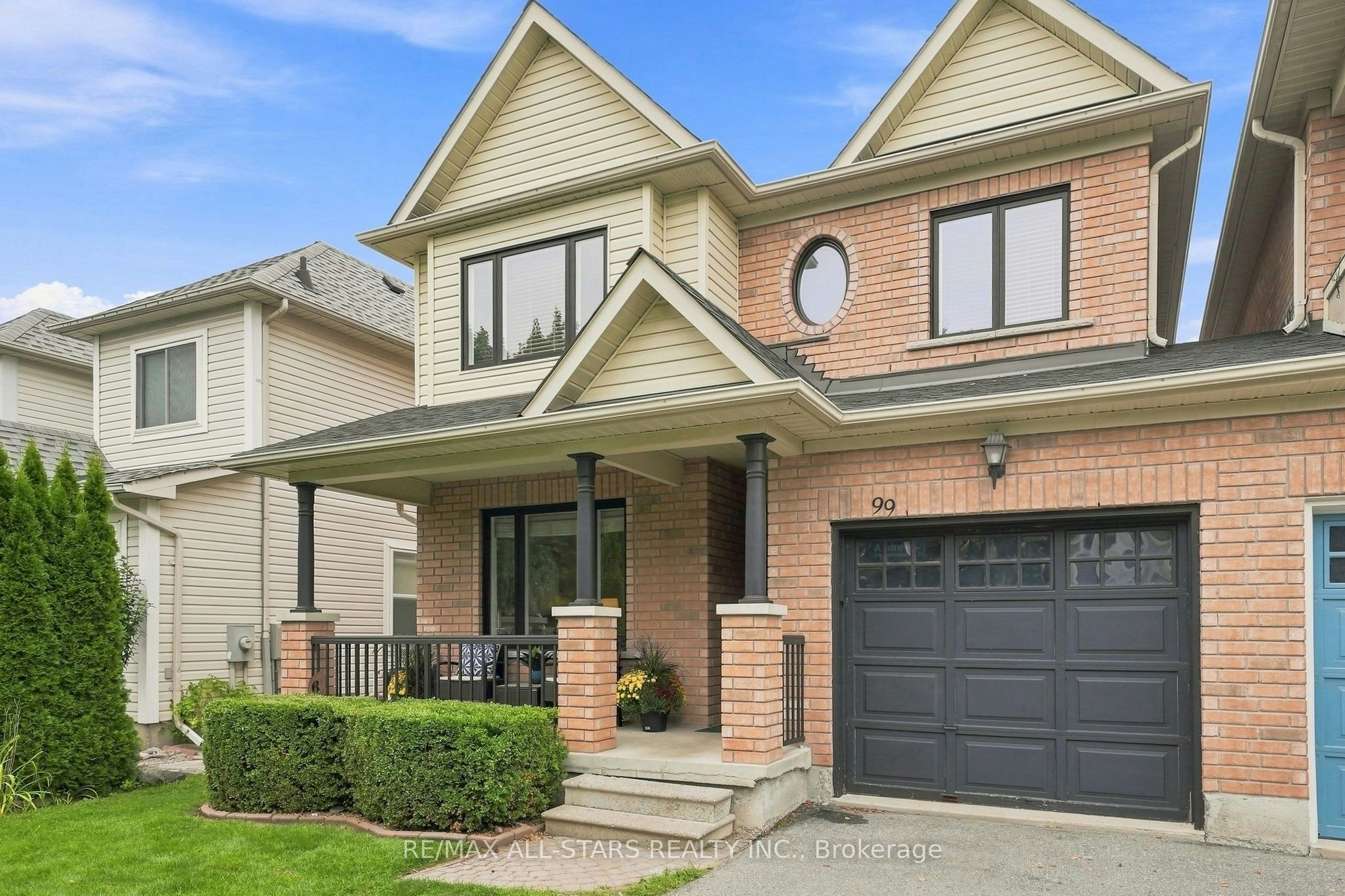 99 Glasgow Crescent, Georgina, ON, L4P 4B2