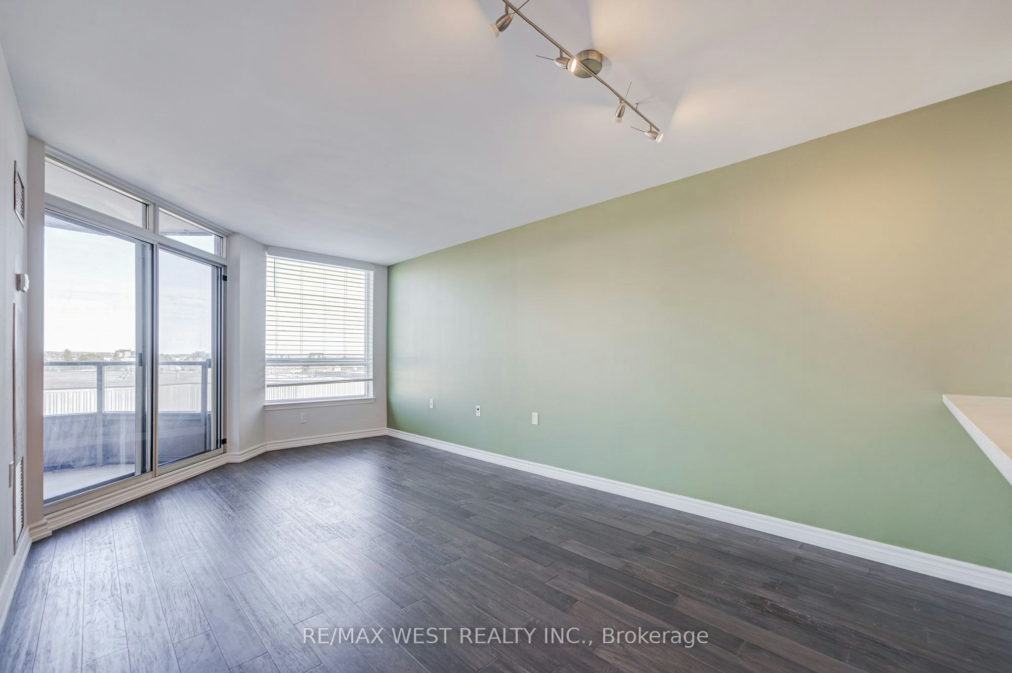 317-9017 Leslie Street, Richmond Hill, ON, L4B 4R8 - 21