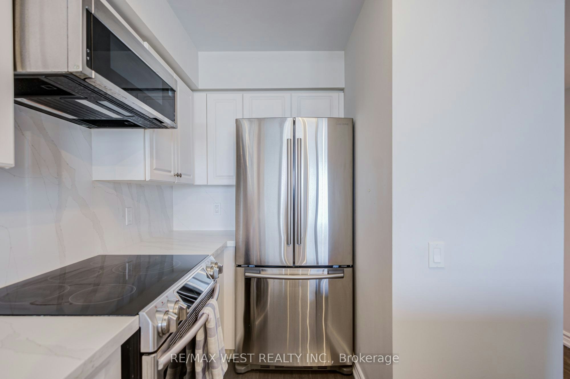 317-9017 Leslie Street, Richmond Hill, ON, L4B 4R8 - 35