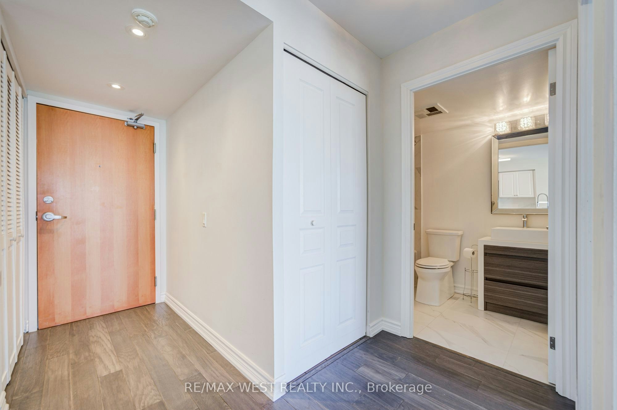 317-9017 Leslie Street, Richmond Hill, ON, L4B 4R8 - 27