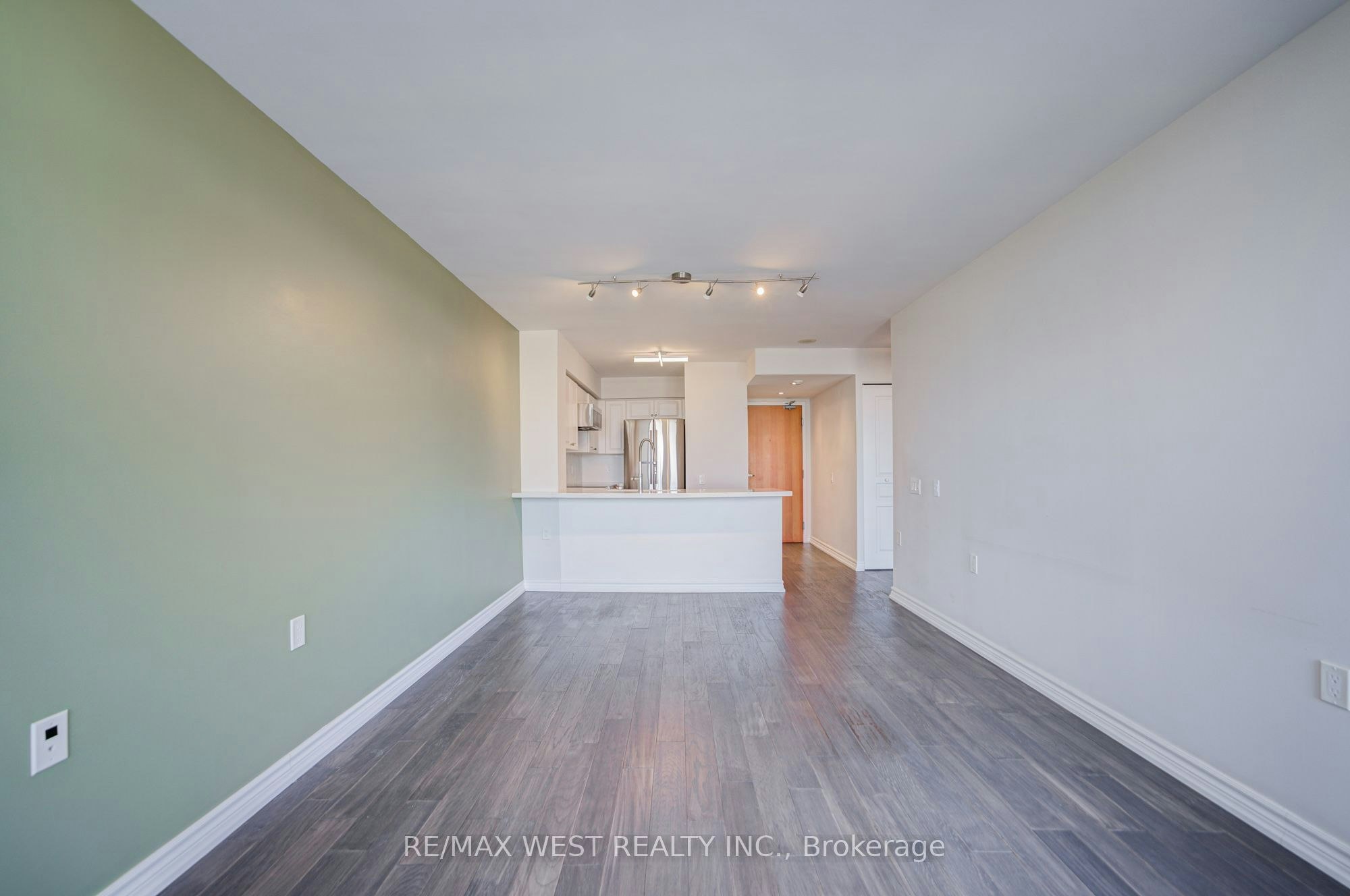 317-9017 Leslie Street, Richmond Hill, ON, L4B 4R8 - 25