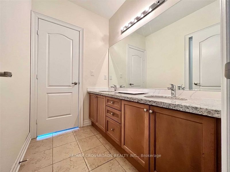 71 Hamster Crescent, Aurora, ON, L4G 3G7 - 24