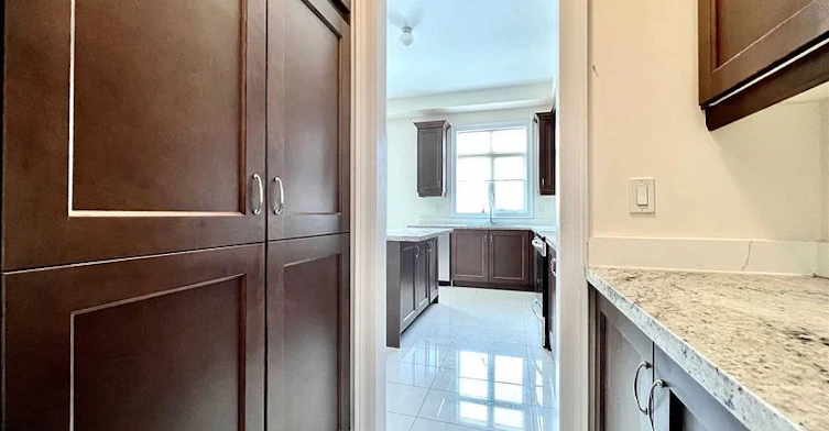 71 Hamster Crescent, Aurora, ON, L4G 3G7 - 4