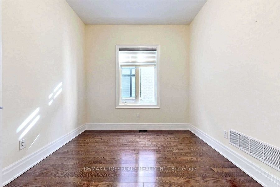71 Hamster Crescent, Aurora, ON, L4G 3G7 - 11