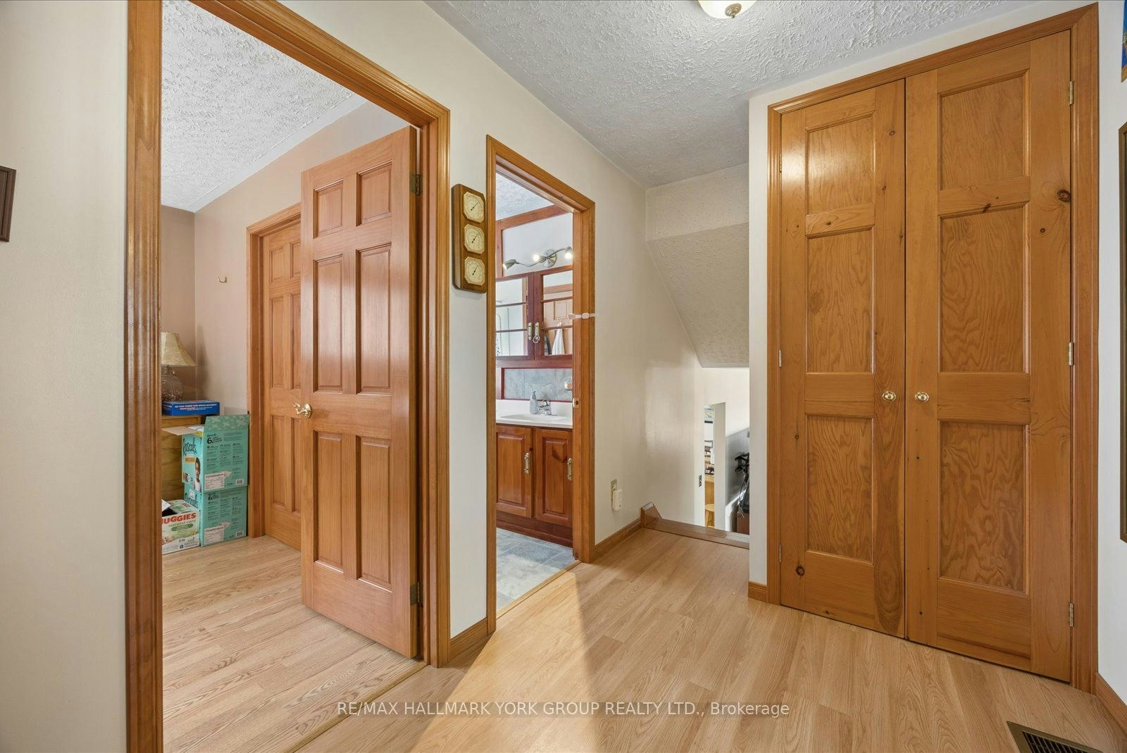 54 North Street, Georgina, ON, L0E 1R0 - 9