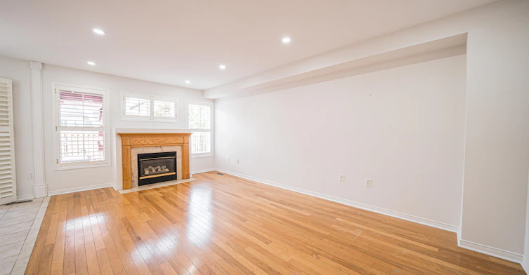 117 Raintree Crescent, Richmond Hill, ON, L4E 3Y8 - 5