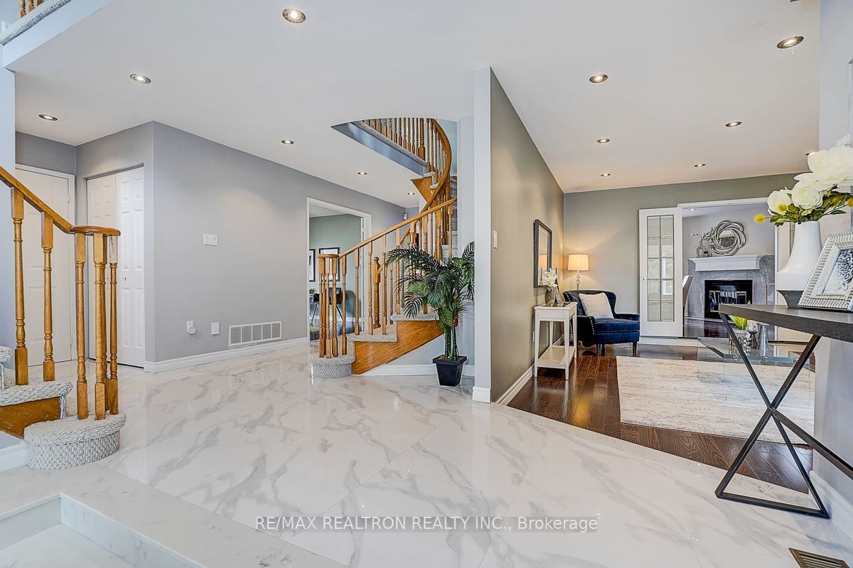 233 Brimson Drive - 3