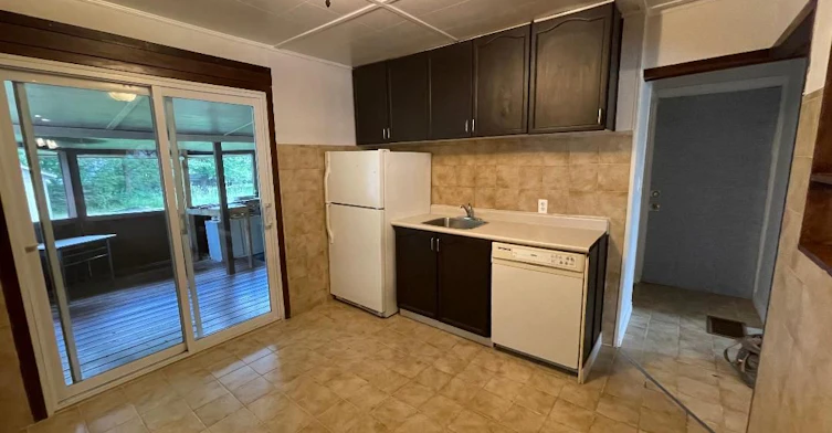 main floor 1br unit-265 Shorecrest Road, Georgina, ON, L4P 1J3 - 3