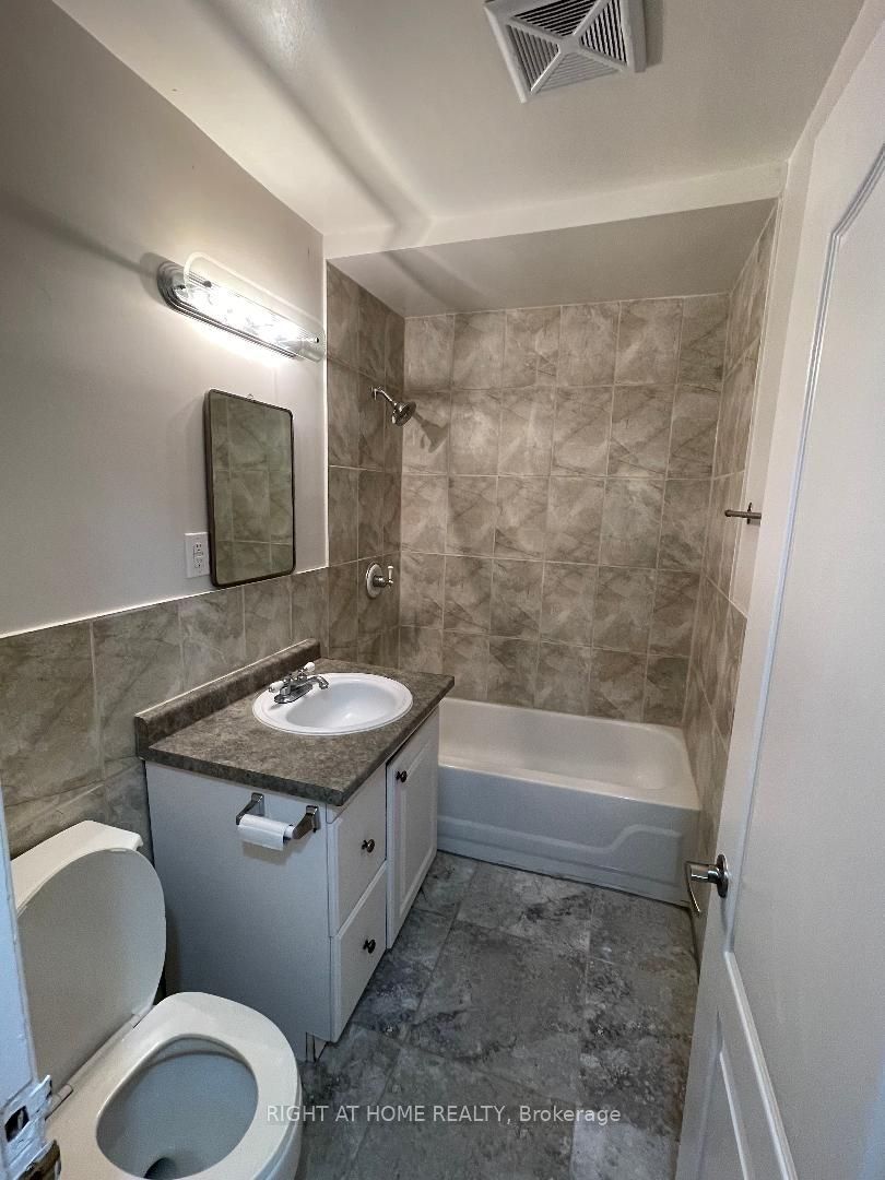 main floor 1br unit-265 Shorecrest Road, Georgina, ON, L4P 1J3 - 6