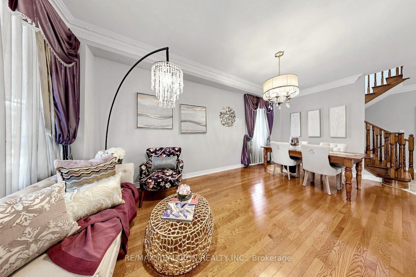 52 Canelli Heights Court, Vaughan, ON, L4J 8V5