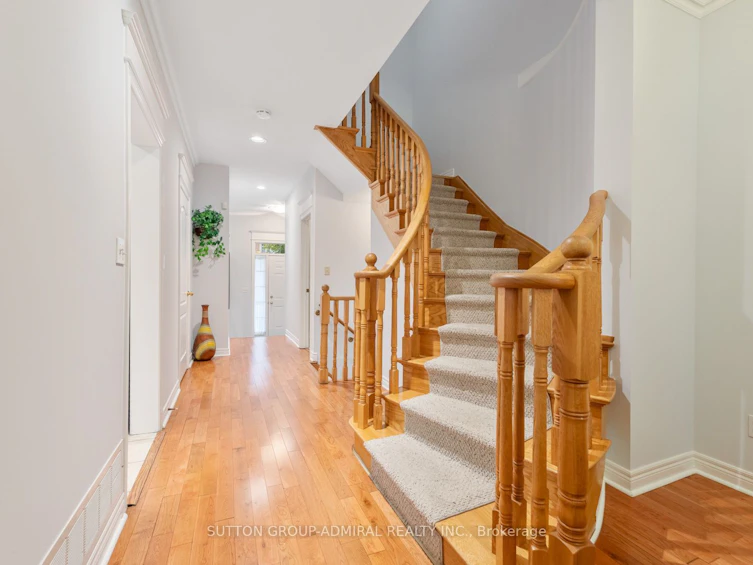 37 Kingsbridge Circle, Vaughan, ON, L4J 8N8 - 16