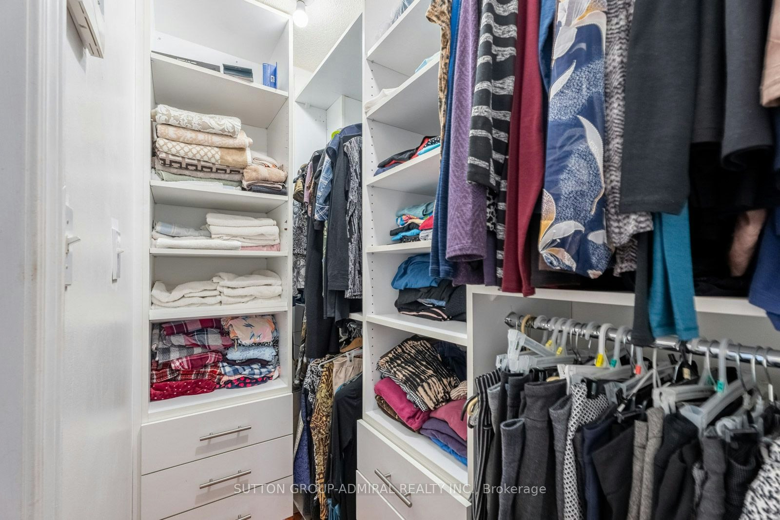 37 Kingsbridge Circle, Vaughan, ON, L4J 8N8 - 22