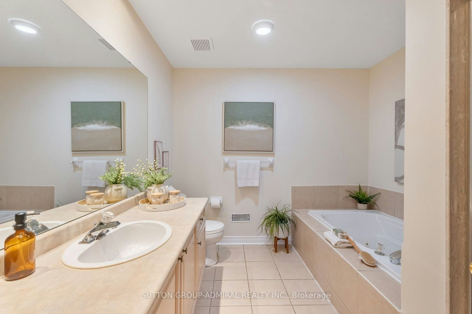 37 Kingsbridge Circle, Vaughan, ON, L4J 8N8 - 20