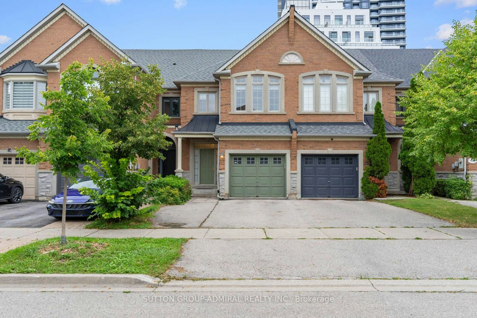 37 Kingsbridge Circle - 2