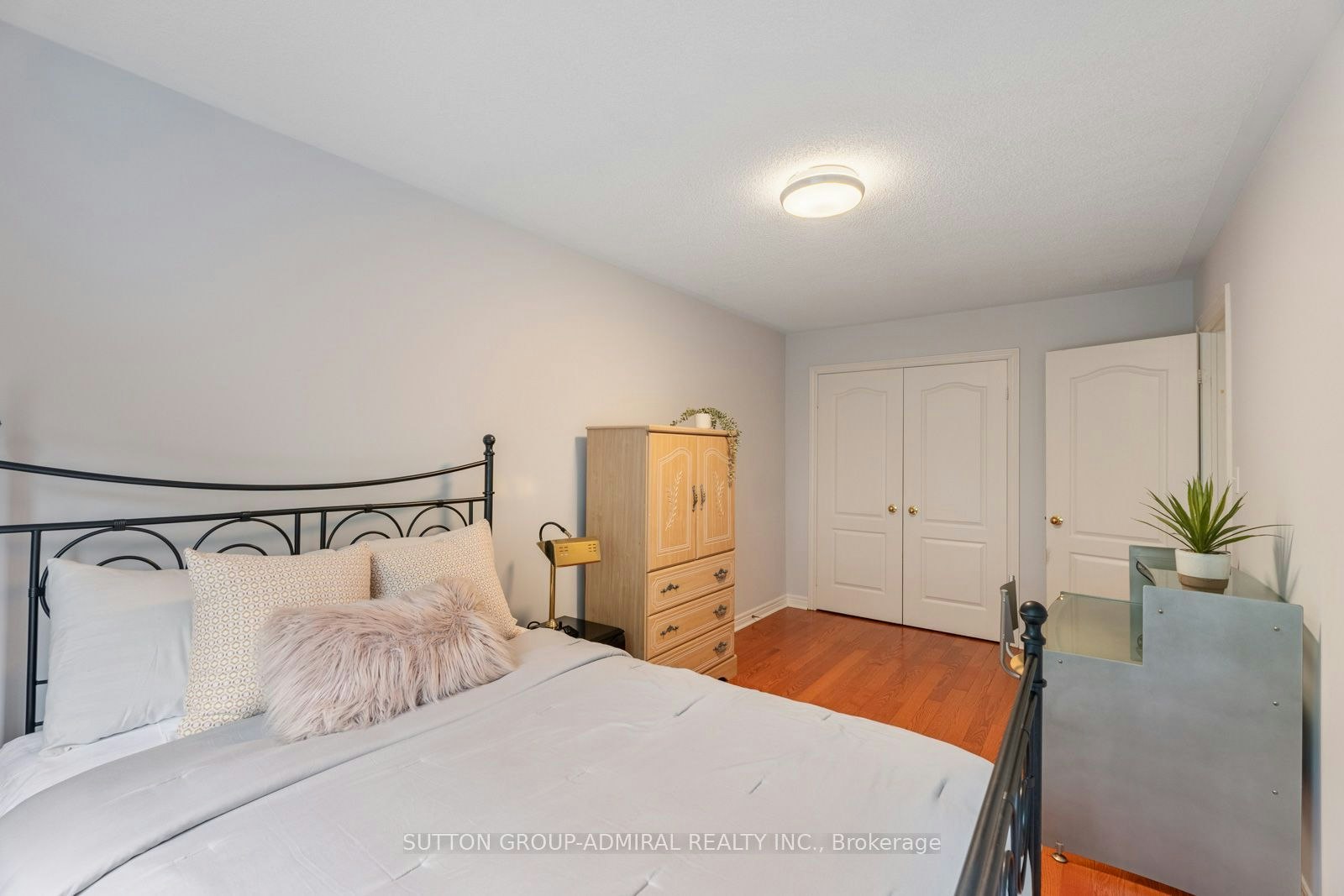 37 Kingsbridge Circle, Vaughan, ON, L4J 8N8 - 26