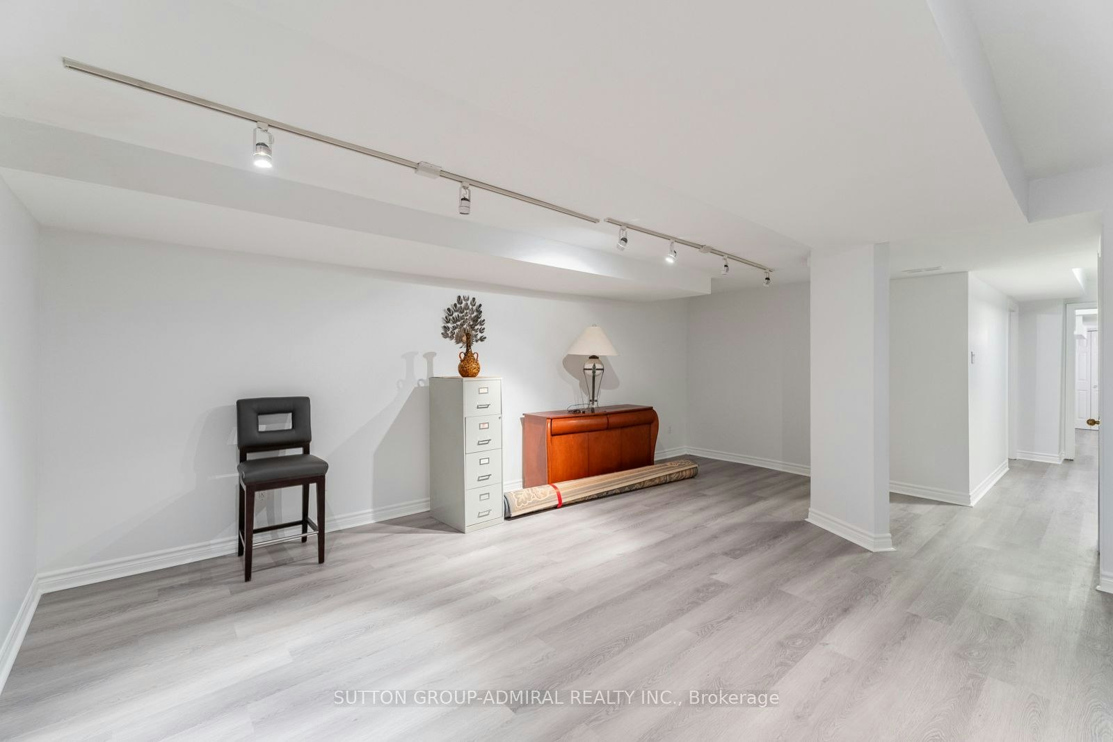 37 Kingsbridge Circle, Vaughan, ON, L4J 8N8 - 30