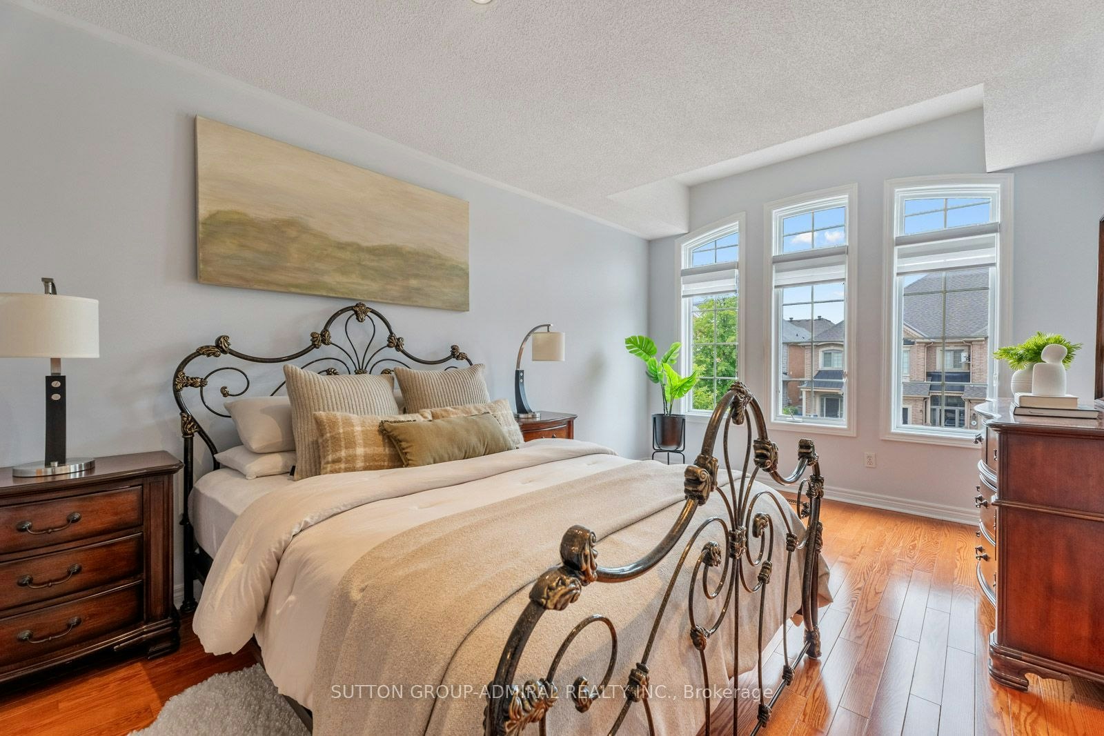 37 Kingsbridge Circle, Vaughan, ON, L4J 8N8 - 18