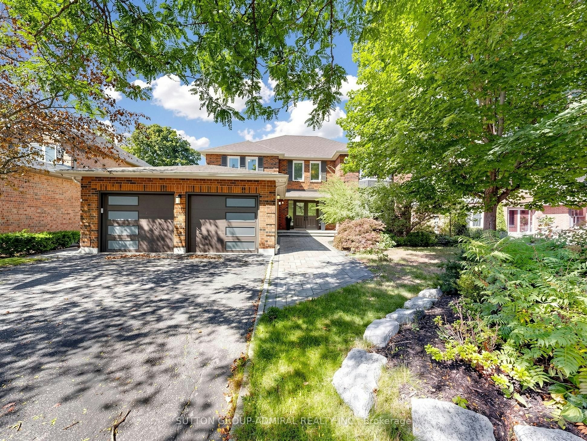48 Petch Crescent, Aurora, ON, L4G 5N9
