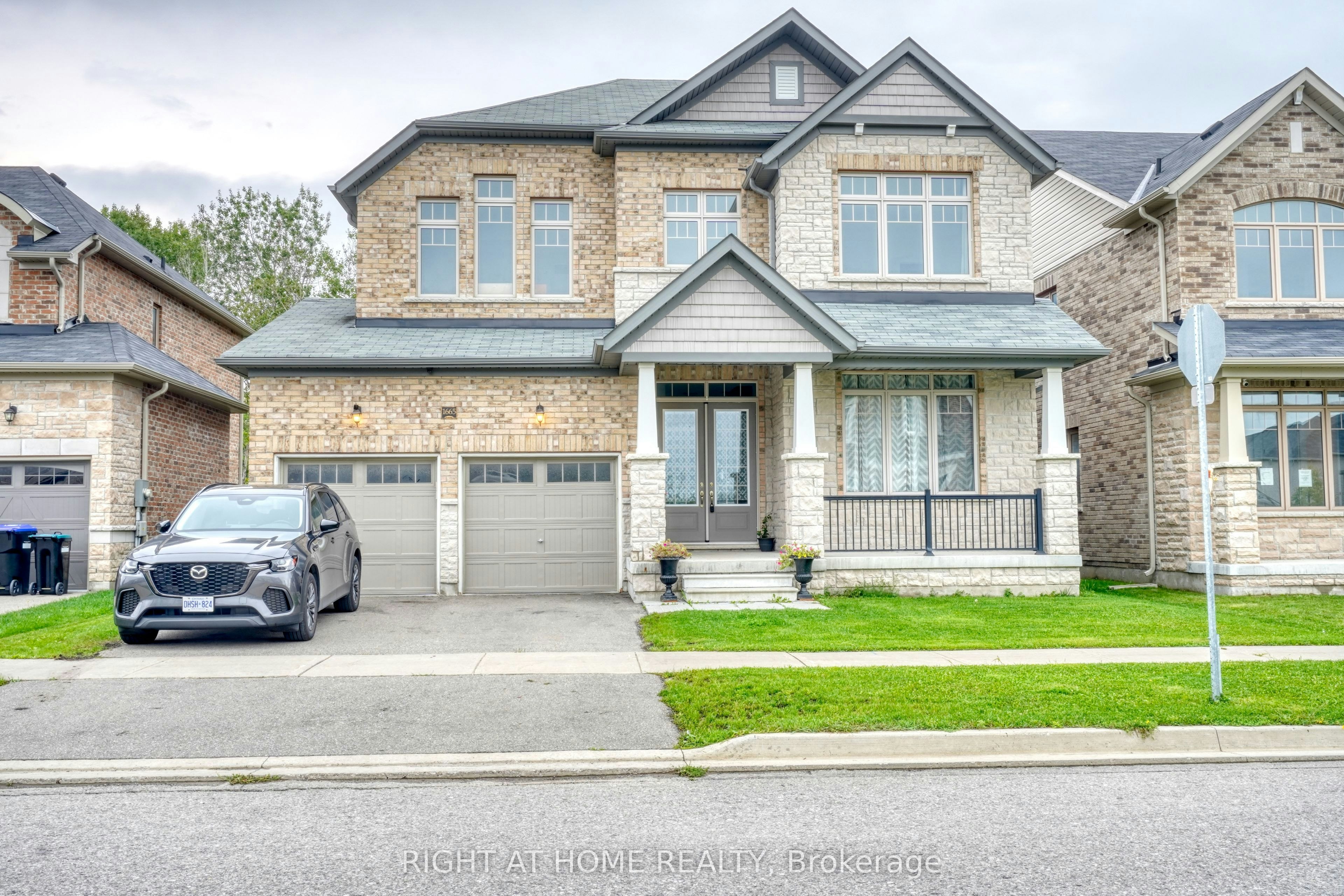1665 Emberton Way, Innisfil, ON, L9S 0N4