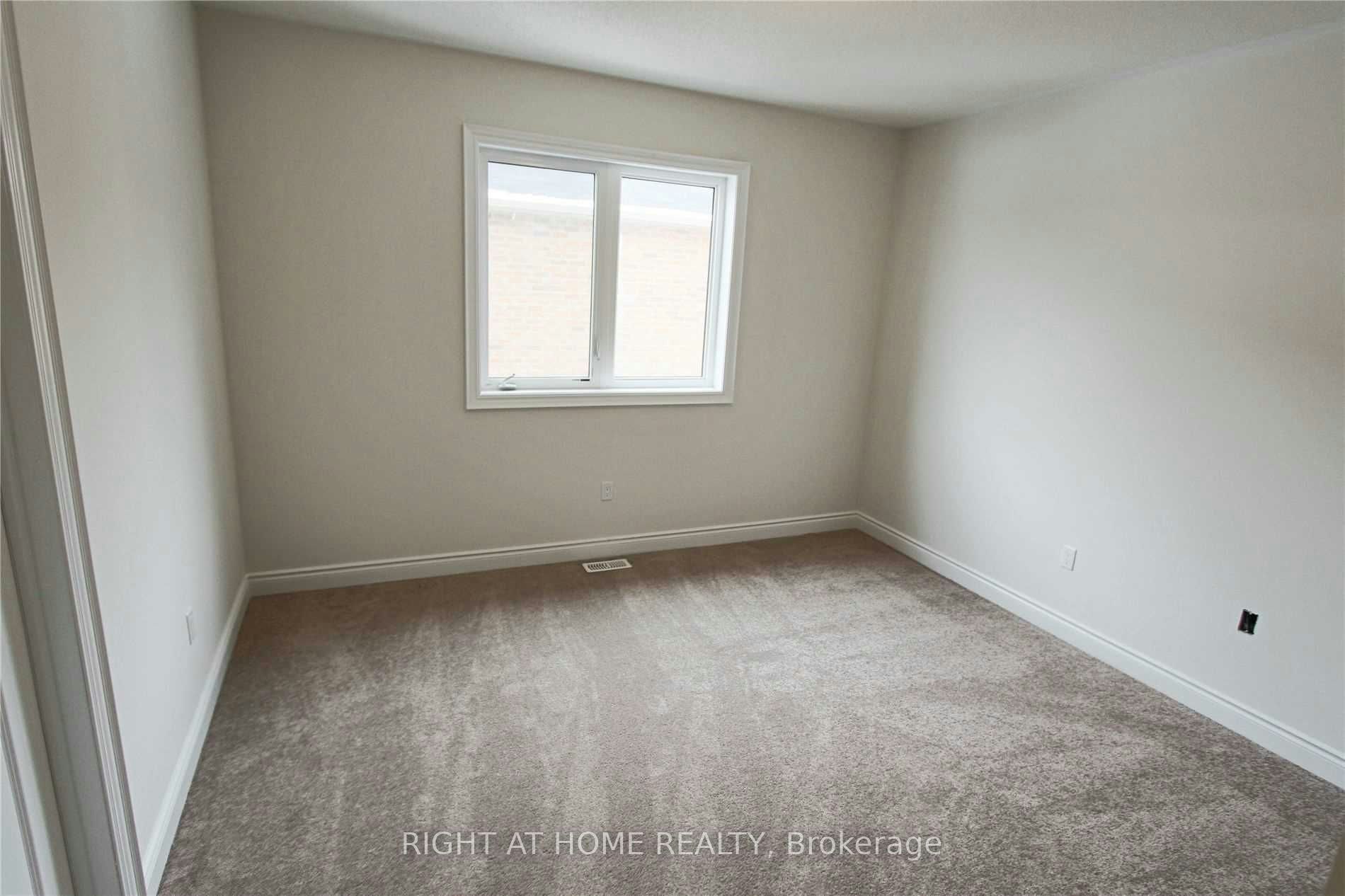 1665 Emberton Way, Innisfil, ON, L9S 0N4 - 14