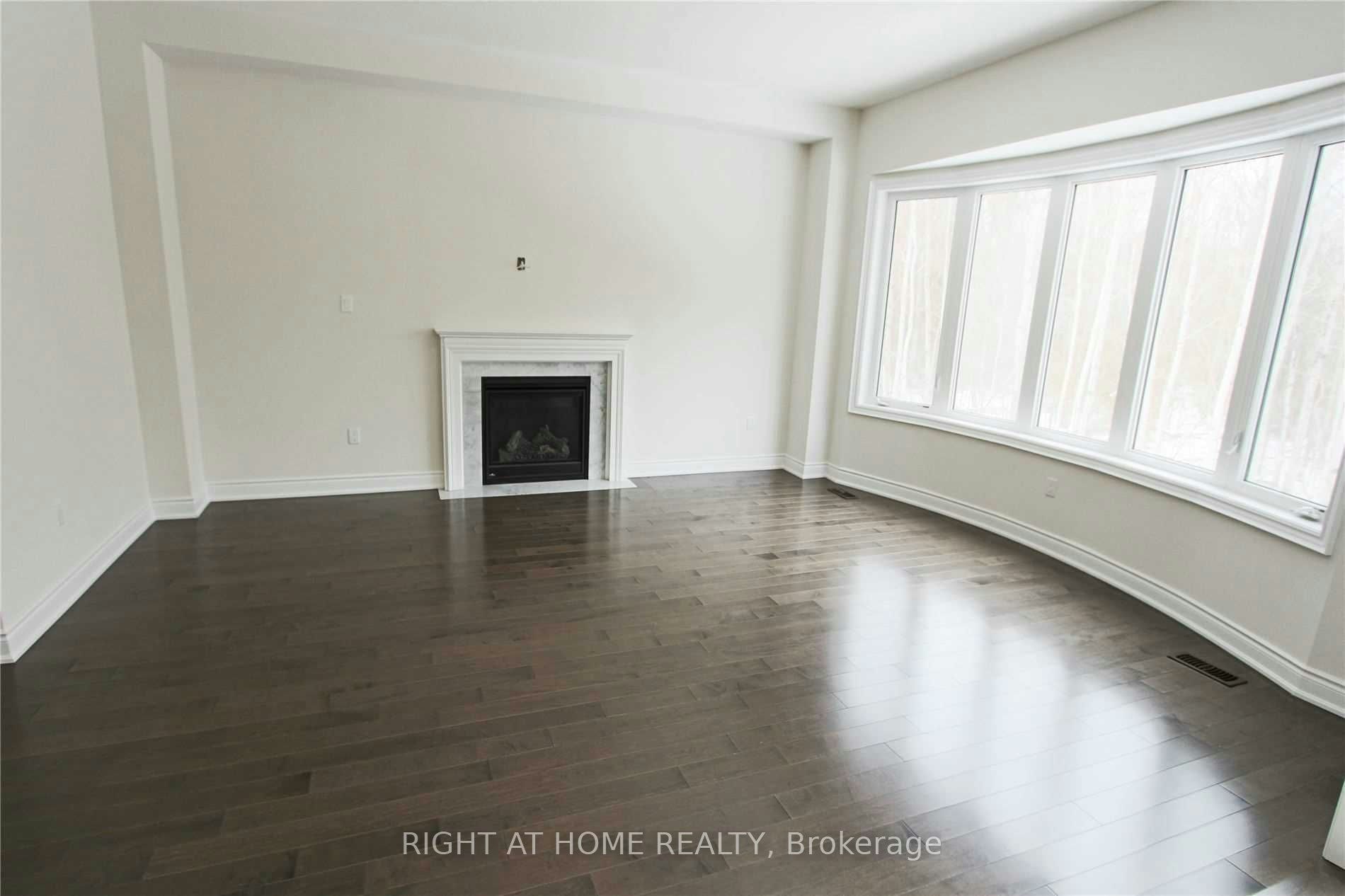 1665 Emberton Way, Innisfil, ON, L9S 0N4 - 4