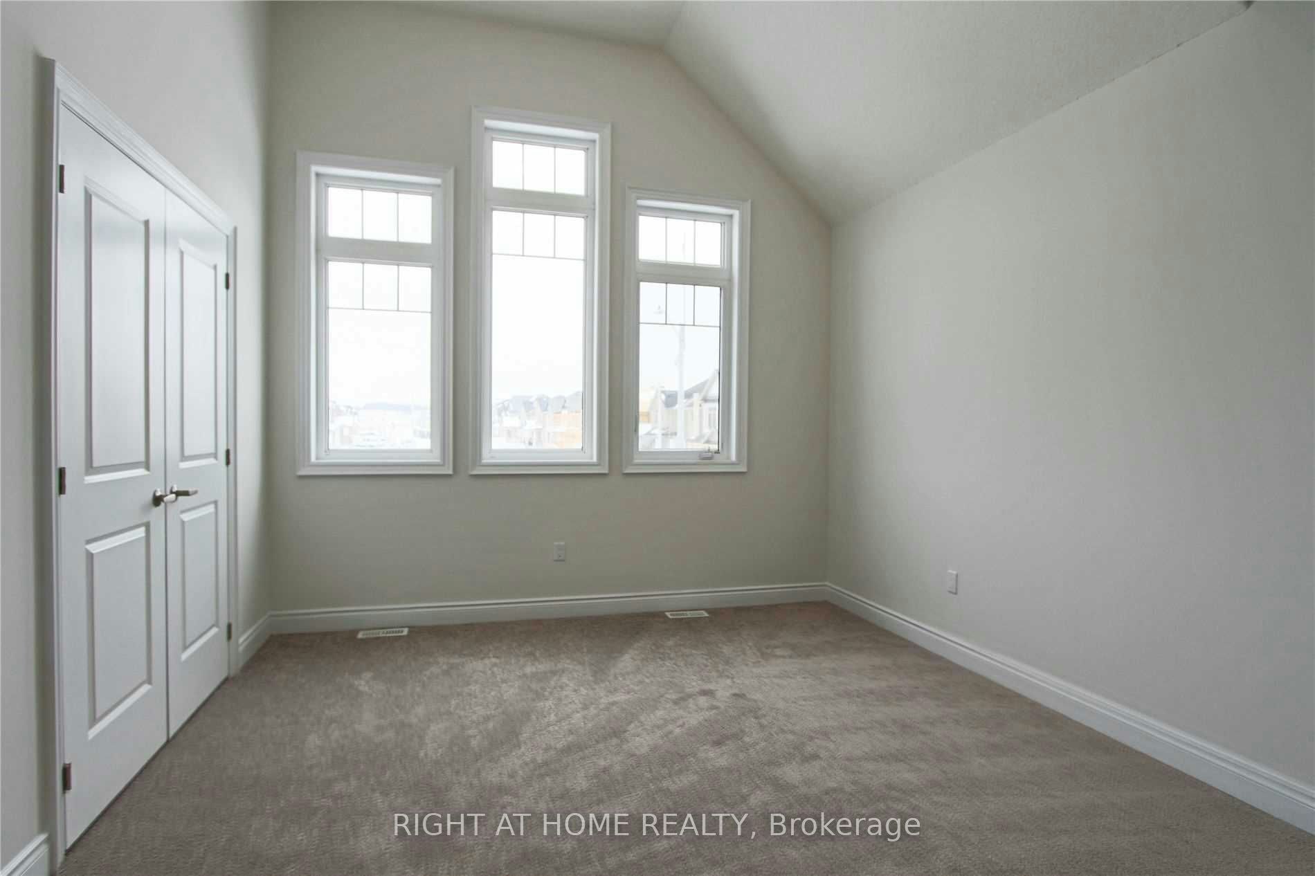 1665 Emberton Way, Innisfil, ON, L9S 0N4 - 12