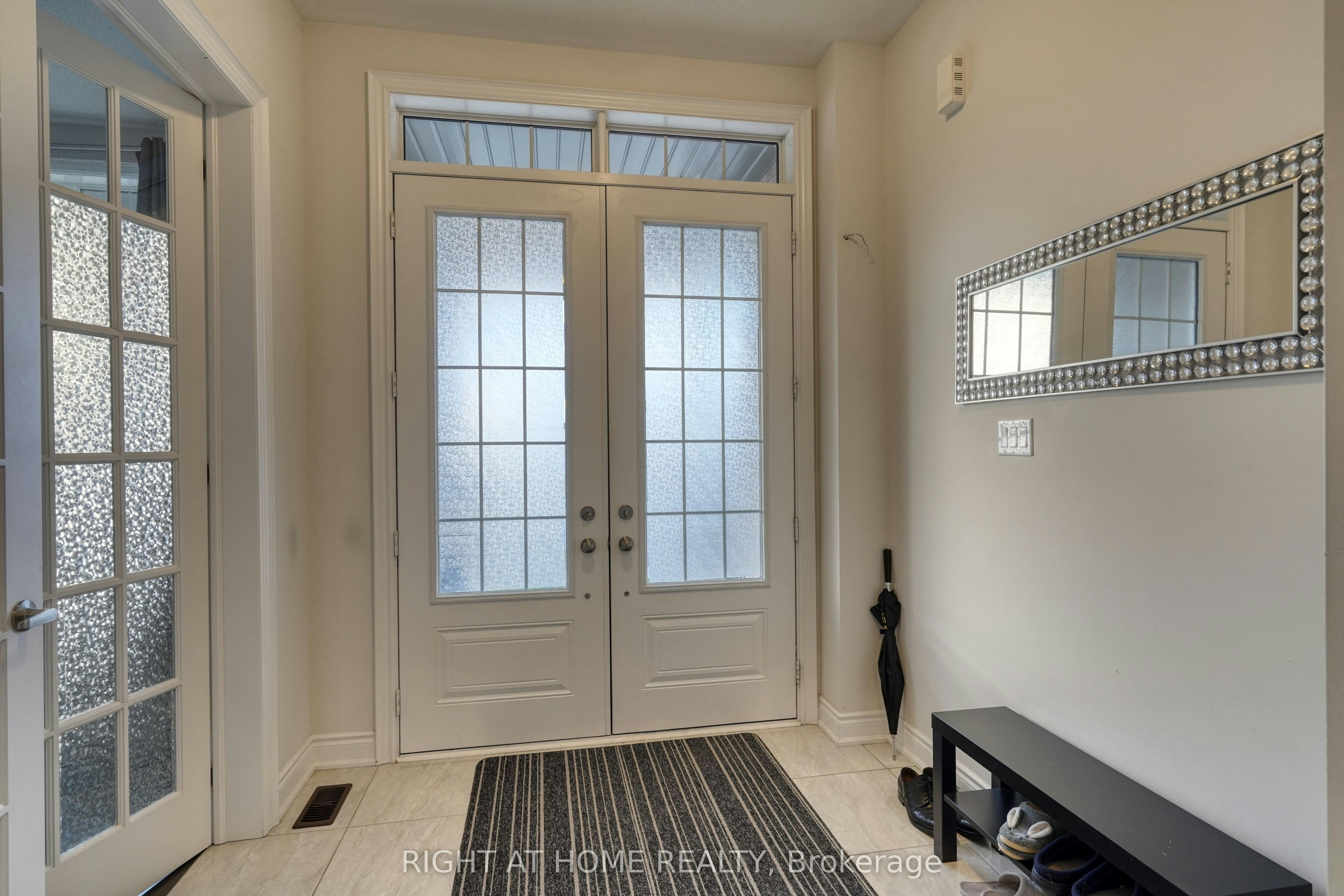 1665 Emberton Way, Innisfil, ON, L9S 0N4 - 3