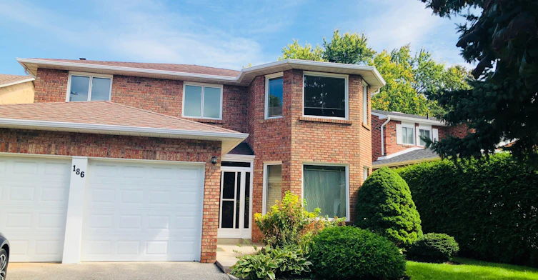186 Huntington Park Drive, Markham, ON, L3T 7A7