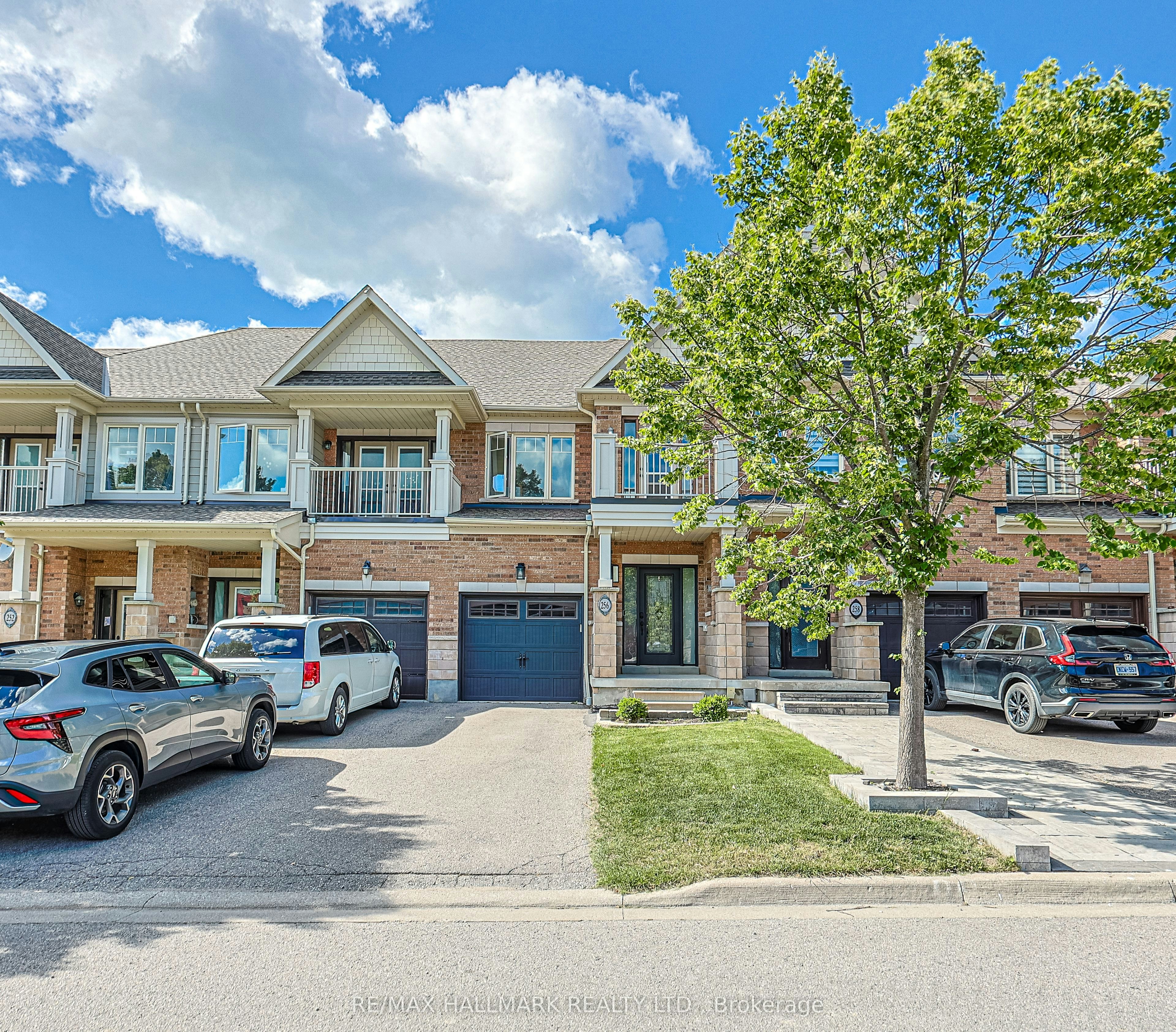 256 Sandale Road, Whitchurch-Stouffville, ON, L4A 0Y4