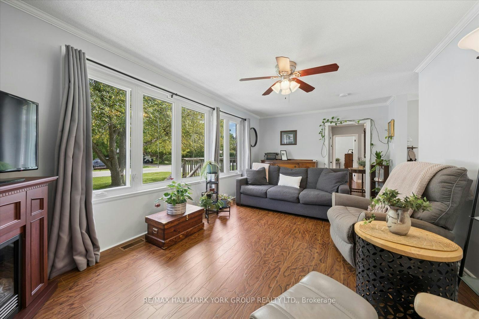 26 Georgina Street, Georgina, ON, L0E 1R0 - 10