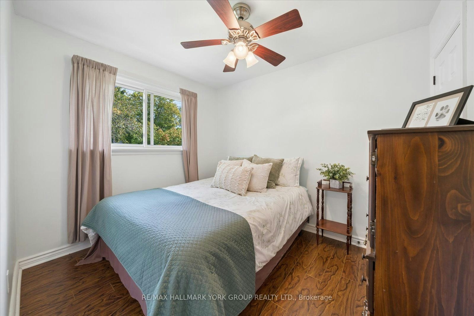 26 Georgina Street, Georgina, ON, L0E 1R0 - 26